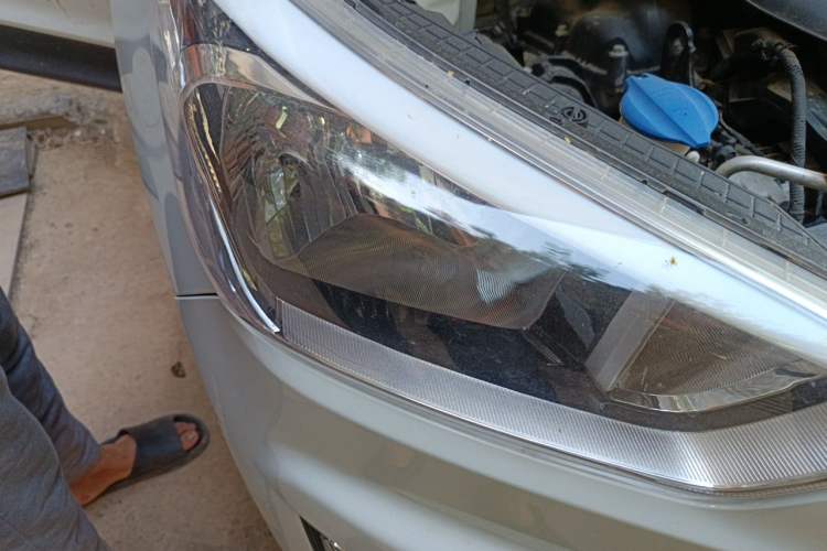 Used Hyundai ix25 2015 1.6L Automatic Two-Wheel Drive Smart GLS Trim Right Front Headlight