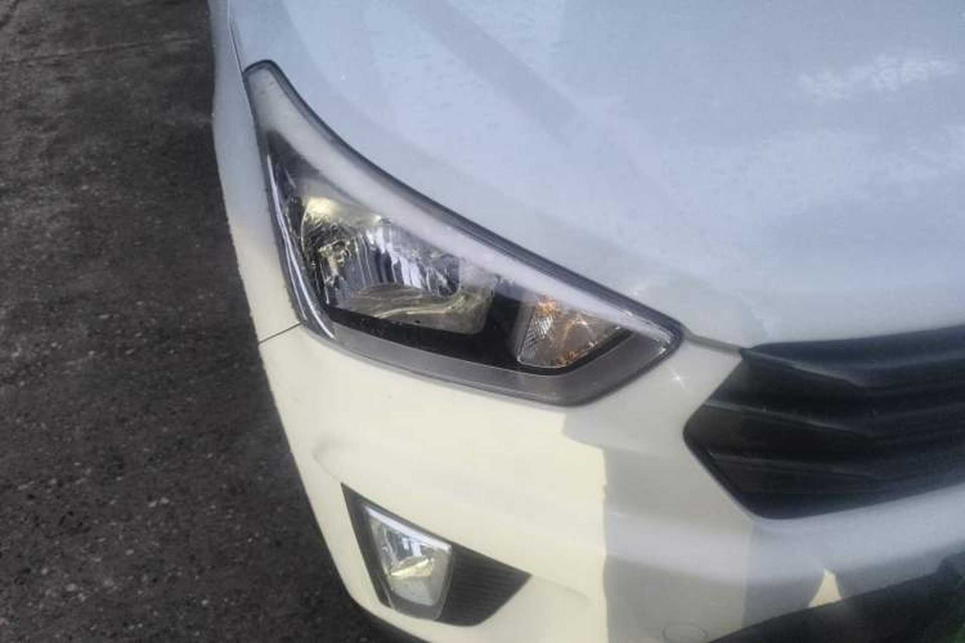 Used Hyundai ix25 2015 1.6L Automatic Two-Wheel Drive Smart GLS Trim Right Front Headlight