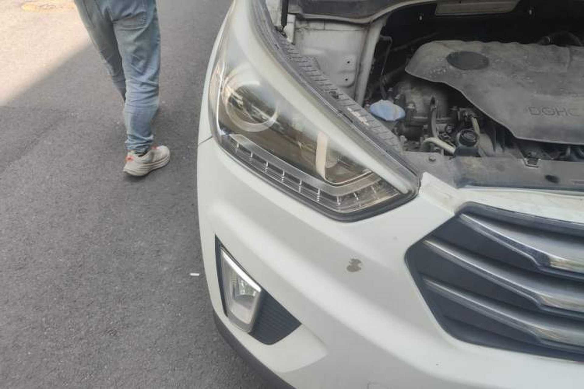 Used Hyundai ix25 2015 1.6L Automatic Two-Wheel-Drive Deluxe DLX Model Right Front Headlight