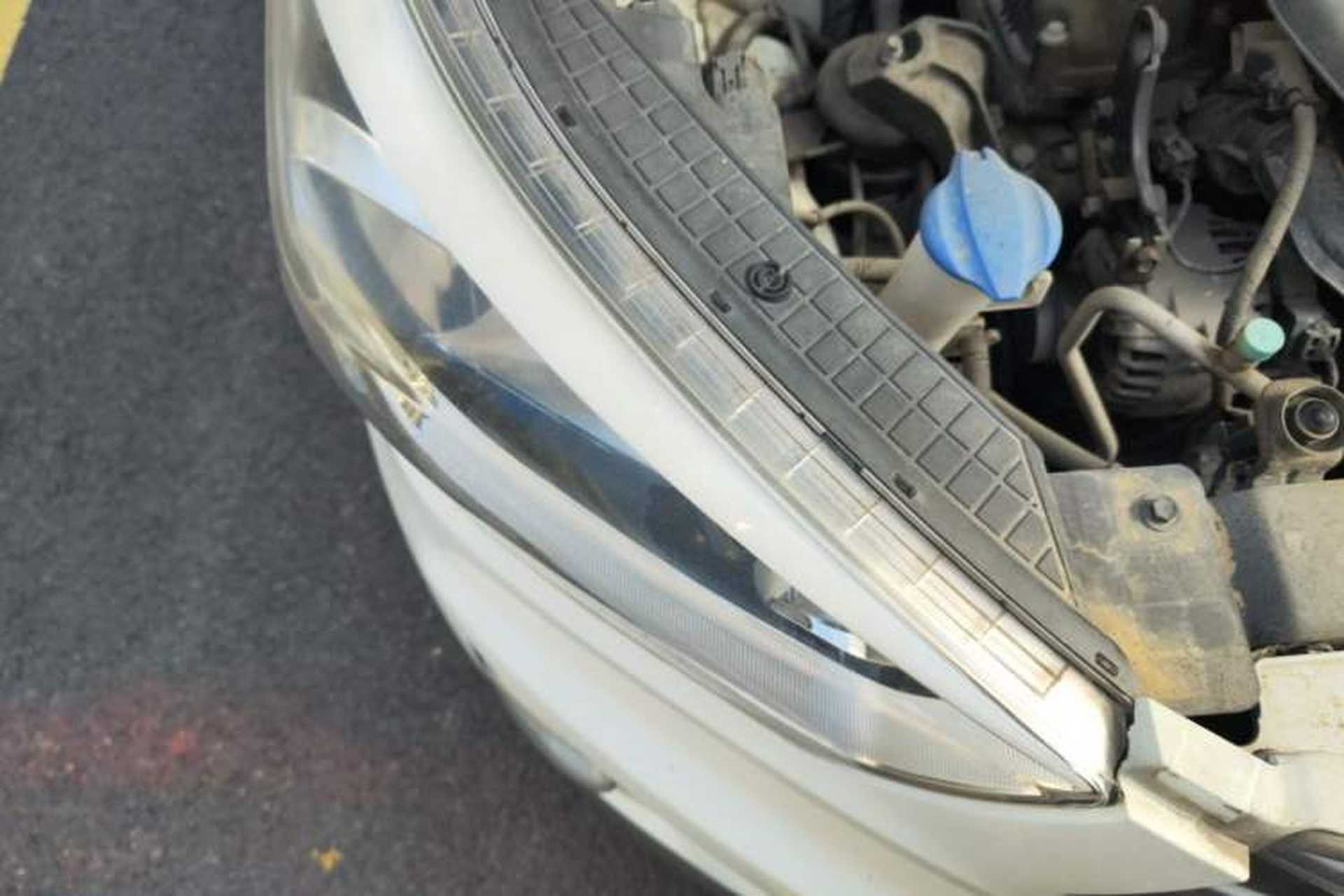 Used Hyundai ix25 2015 1.6L Automatic Two-Wheel Drive Smart GLS Trim Right Front Headlight