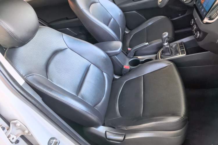 Used Hyundai ix25 2015 1.6L Manual Two-Wheel Drive Fashionable GS Model Right Front Seat