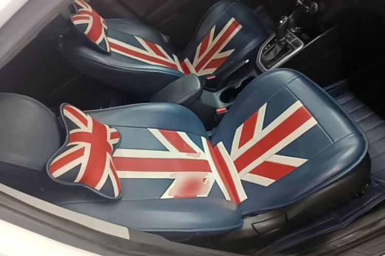 Used Hyundai ix25 2015 1.6L Automatic Two-Wheel Drive Smart GLS Trim Right Front Seat