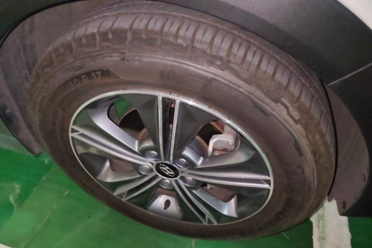 Used Hyundai ix25 2015 2.0L Automatic Two-Wheel Drive Intelligent GLS Right Front Wheel Hub