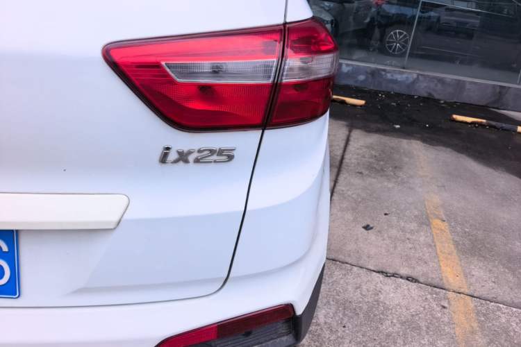 Used Hyundai ix25 2015 1.6L Automatic Two-Wheel Drive Smart GLS Trim Right Rear Taillight