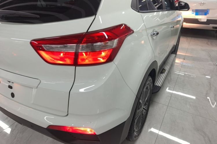 Used Hyundai ix25 2015 1.6L Automatic Two-Wheel Drive Smart GLS Trim Right Rear Taillight