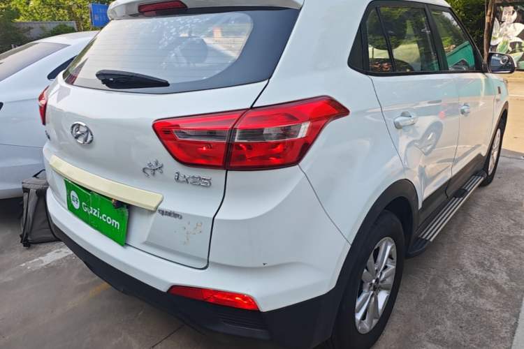 Used Hyundai ix25 2015 1.6L Manual Two-Wheel Drive Fashionable GS Model Right Rear Taillight
