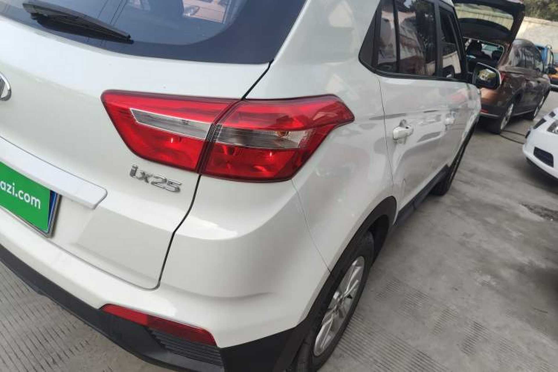 Used Hyundai ix25 2015 1.6L Manual Two-Wheel Drive Fashionable GS Model Right Rear Taillight