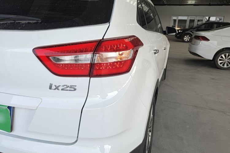 Used Hyundai ix25 2015 1.6L Automatic Two-Wheel-Drive Deluxe DLX Model Right Rear Taillight