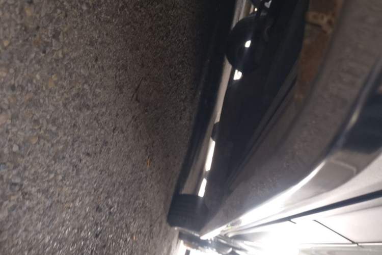 Used Hyundai ix25 2015 1.6L Automatic Two-Wheel Drive Smart GLS Trim Right Side Sill