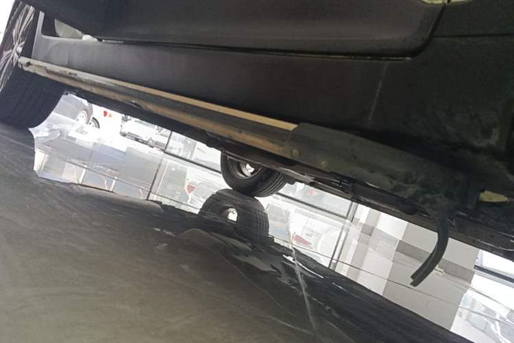 Used Hyundai ix25 2015 1.6L Automatic Two-Wheel-Drive Deluxe DLX Model Right Side Sill