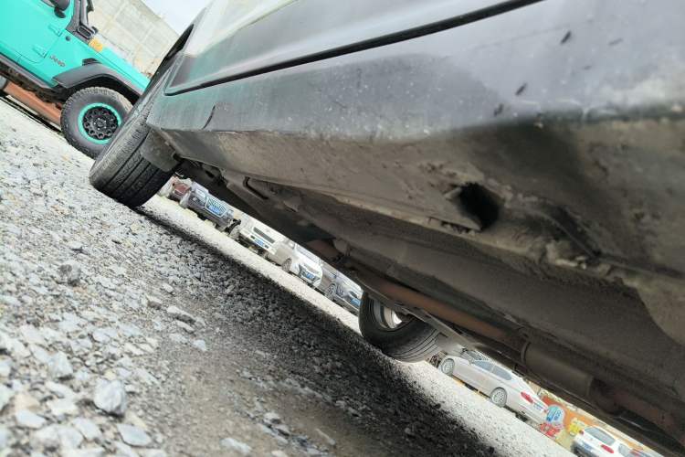 Used Hyundai ix25 2015 1.6L Automatic Two-Wheel Drive Smart GLS Trim Right Side Sill