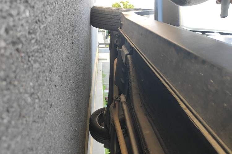 Used Hyundai ix25 2015 1.6L Automatic Two-Wheel Drive Smart GLS Trim Right Side Sill