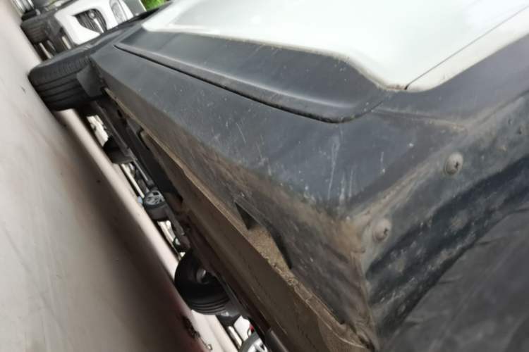 Used Hyundai ix25 2015 1.6L Automatic Two-Wheel Drive Smart GLS Trim Right Side Sill