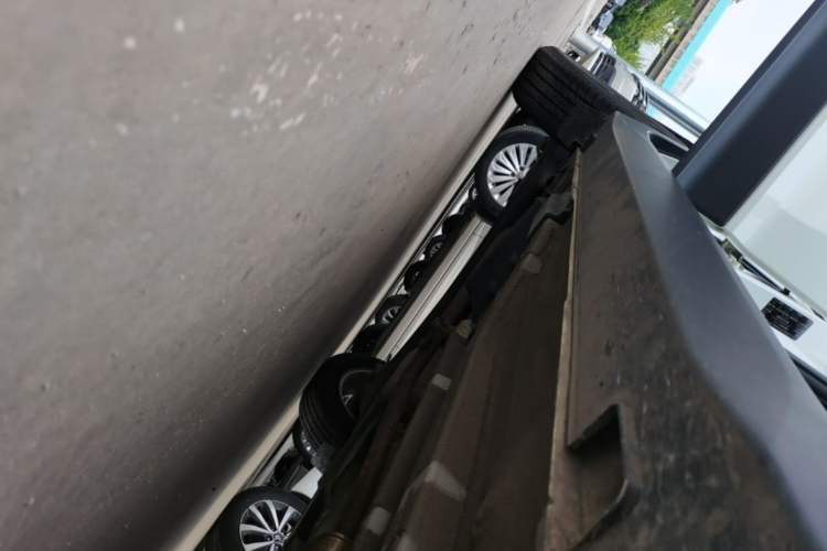 Used Hyundai ix25 2015 1.6L Manual Two-Wheel Drive Fashionable GS Model Right Side Sill