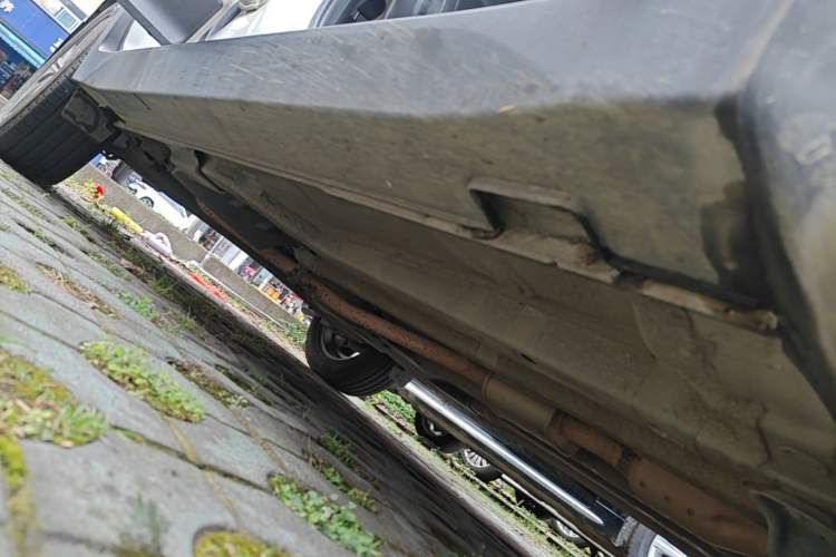 Used Hyundai ix25 2015 1.6L Automatic Two-Wheel Drive Smart GLS Trim Right Side Sill