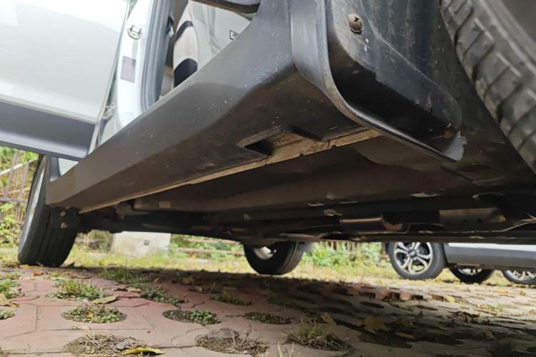 Used Hyundai ix25 2015 1.6L Manual Two-Wheel Drive Fashionable GS Model Right Side Sill