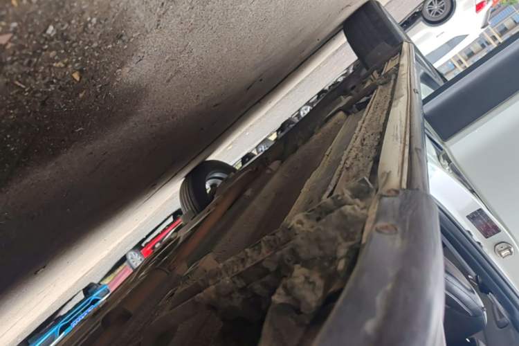 Used Hyundai ix25 2015 1.6L Automatic Two-Wheel Drive Smart GLS Trim Right Side Sill