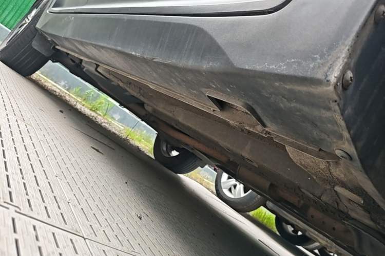 Used Hyundai ix25 2015 1.6L Automatic Two-Wheel Drive Smart GLS Trim Right Side Sill