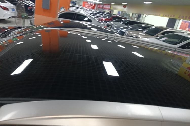 Used Hyundai ix25 2015 1.6L Automatic Two-Wheel-Drive Deluxe DLX Model Roof