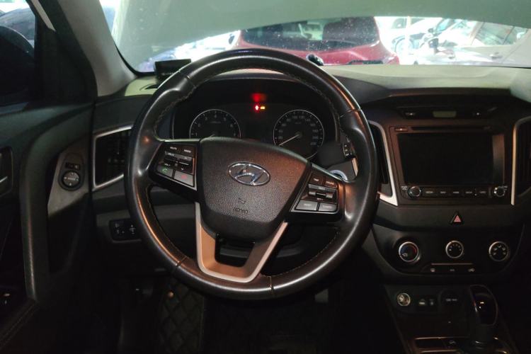 Used Hyundai ix25 2015 1.6L Automatic Two-Wheel Drive Smart GLS Trim Steering Wheel
