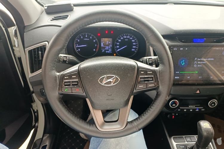 Used Hyundai ix25 2015 1.6L Automatic Two-Wheel Drive Smart GLS Trim Steering Wheel