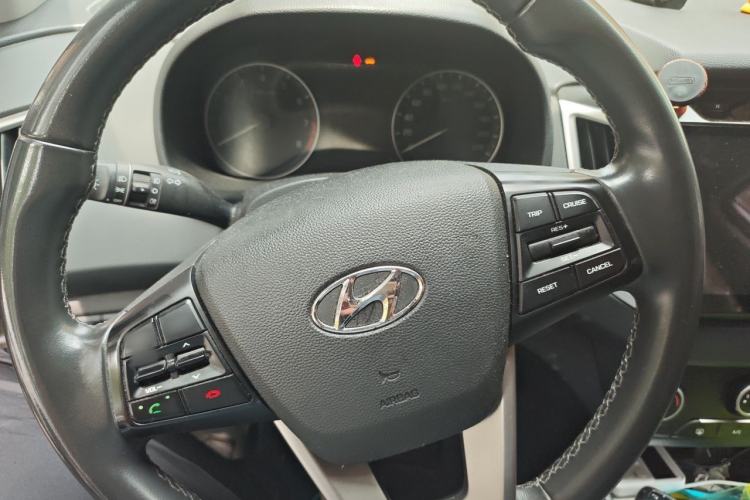 Used Hyundai ix25 2015 1.6L Automatic Two-Wheel Drive Smart GLS Trim Steering Wheel