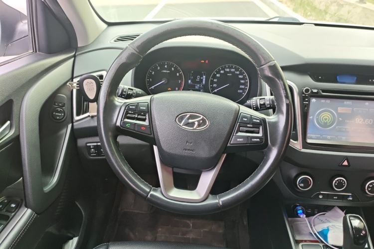 Used Hyundai ix25 2015 1.6L Automatic Two-Wheel Drive Smart GLS Trim Steering Wheel
