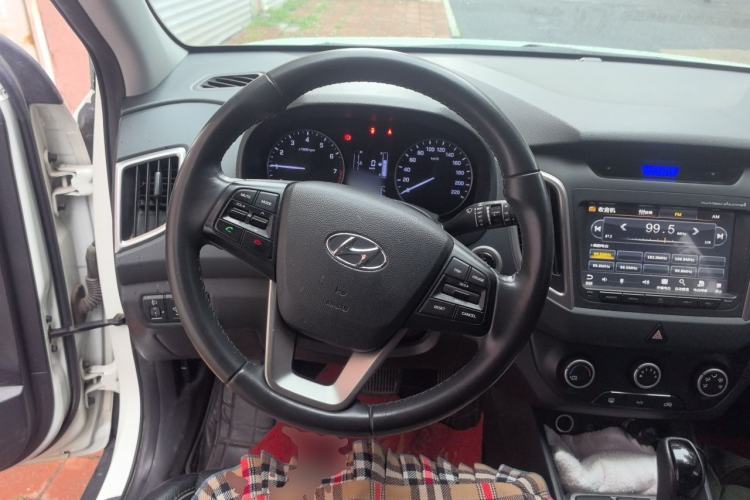Used Hyundai ix25 2015 1.6L Automatic Two-Wheel Drive Smart GLS Trim Steering Wheel