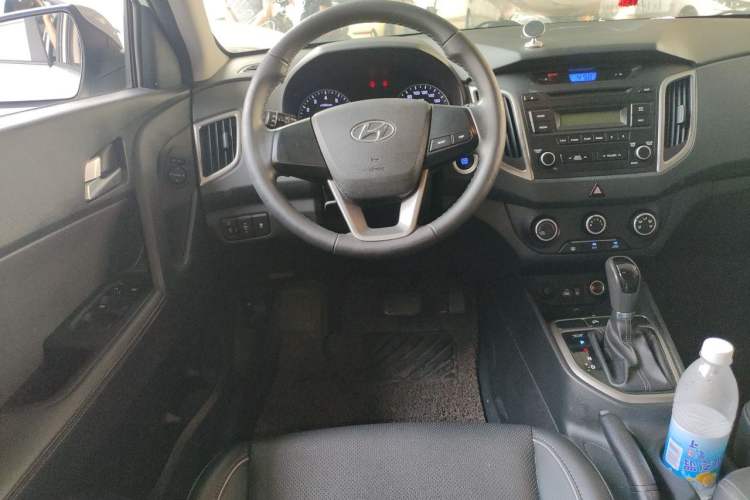 Used Hyundai ix25 2015 1.6L Automatic Two-Wheel Drive Smart GLS Trim Steering Wheel
