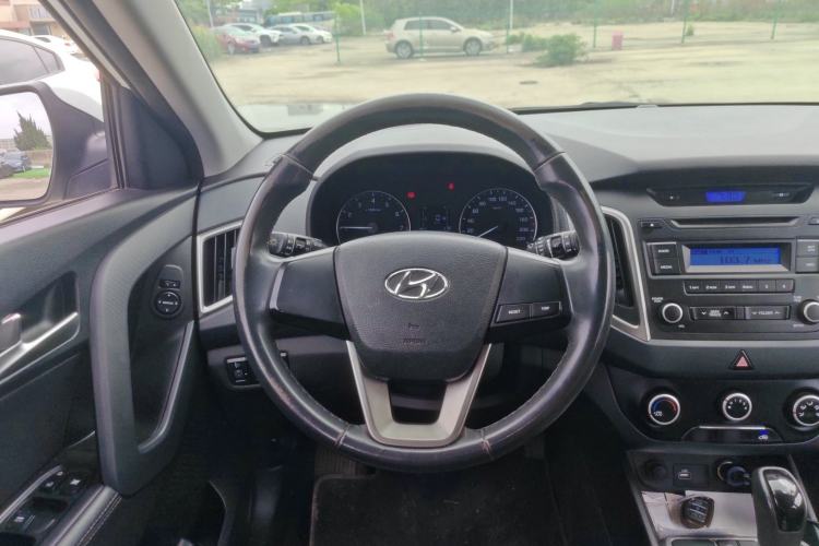 Used Hyundai ix25 2015 1.6L Automatic Two-Wheel Drive Smart GLS Trim Steering Wheel
