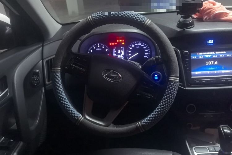 Used Hyundai ix25 2015 2.0L Automatic Two-Wheel Drive Intelligent GLS Steering Wheel
