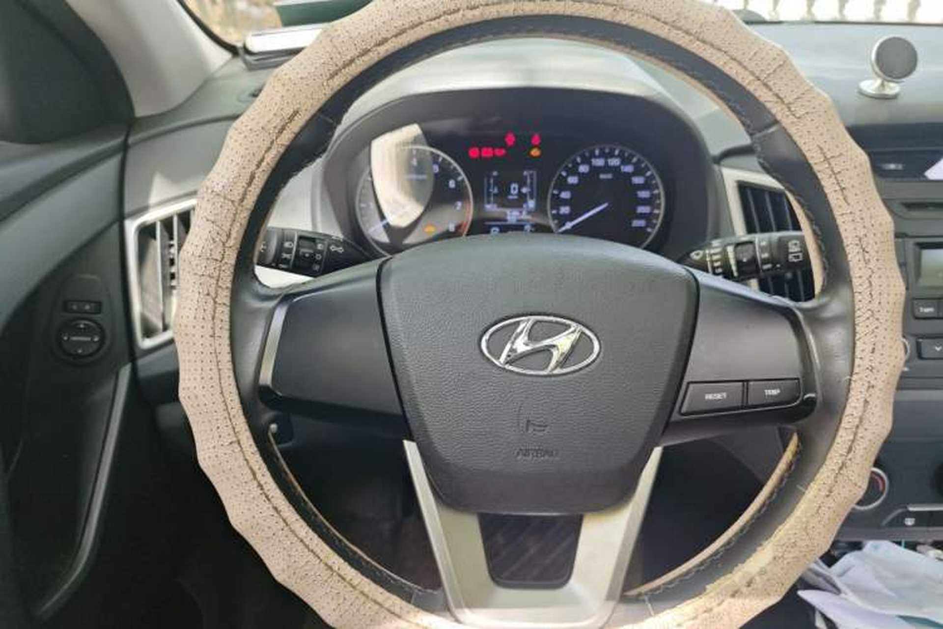 Used Hyundai ix25 2015 1.6L Automatic Two-Wheel Drive Smart GLS Trim Steering Wheel