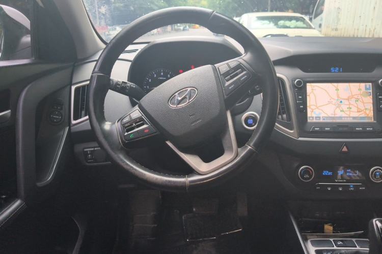Used Hyundai ix25 2015 2.0L Automatic Two-Wheel Drive Intelligent GLS Steering Wheel