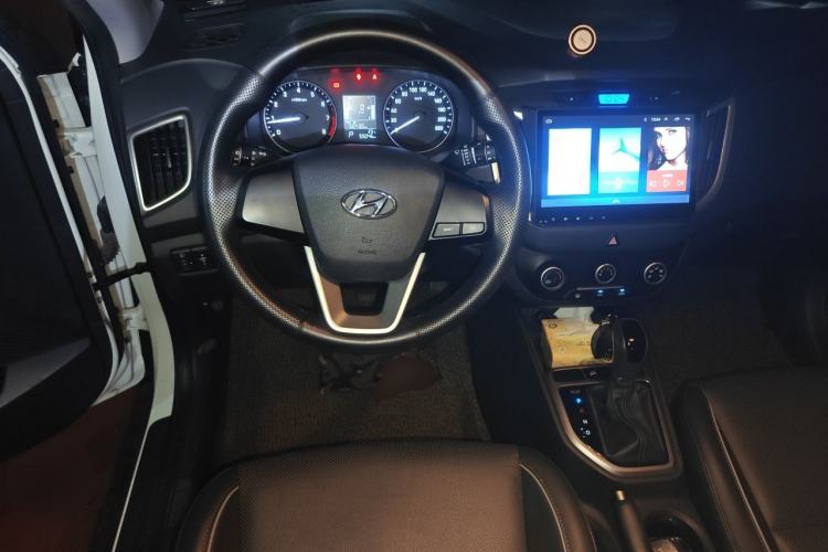 Used Hyundai ix25 2015 1.6L Automatic Two-Wheel Drive Smart GLS Trim Steering Wheel