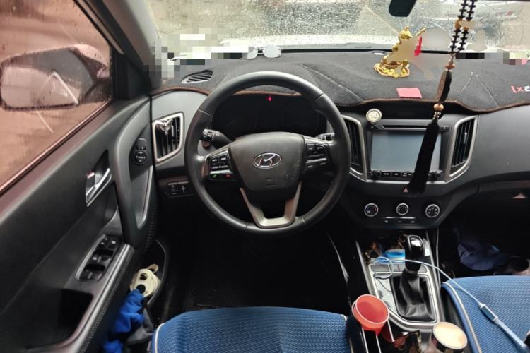 Used Hyundai ix25 2015 1.6L Automatic Two-Wheel Drive Smart GLS Trim Steering Wheel