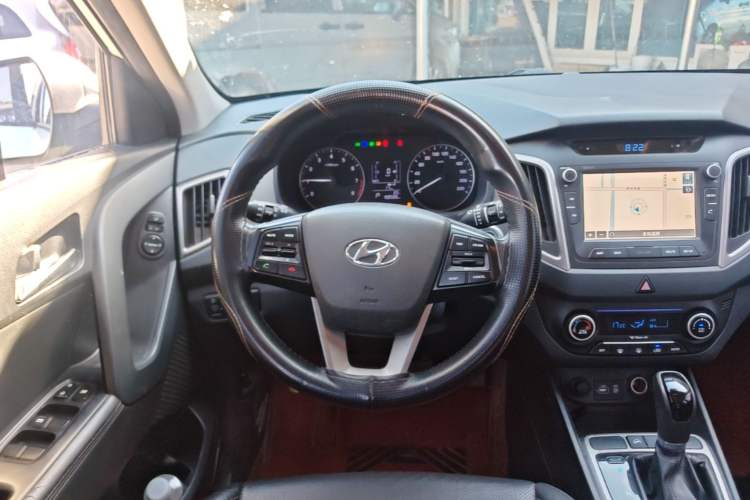 Used Hyundai ix25 2015 2.0L Automatic Two-Wheel Drive Intelligent GLS Steering Wheel