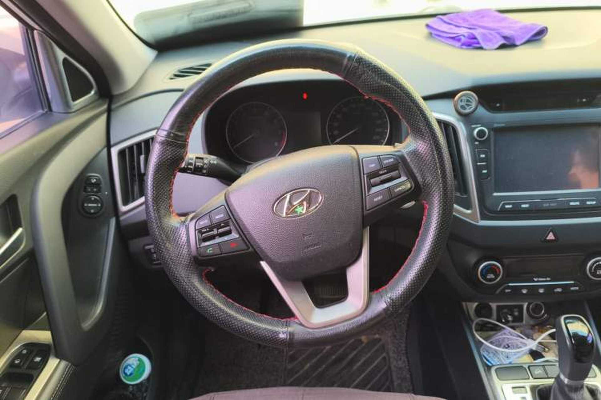 Used Hyundai ix25 2015 1.6L Automatic Two-Wheel-Drive Deluxe DLX Model Steering Wheel