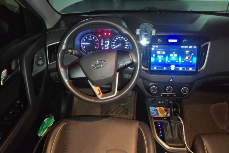 Used Hyundai ix25 2015 1.6L Automatic Two-Wheel Drive Smart GLS Trim Steering Wheel