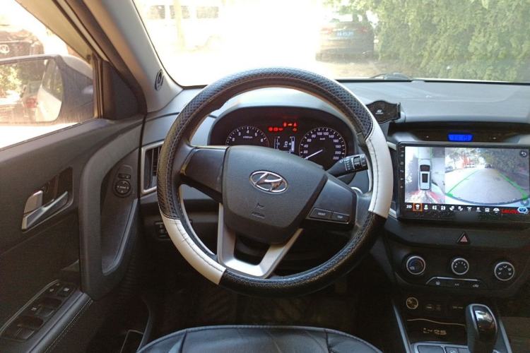 Used Hyundai ix25 2015 1.6L Automatic Two-Wheel Drive Smart GLS Trim Steering Wheel