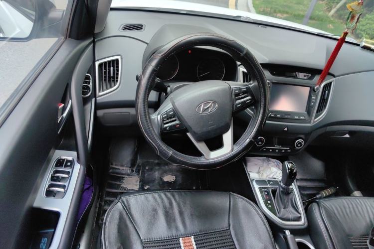 Used Hyundai ix25 2015 2.0L Automatic Two-Wheel Drive Intelligent GLS Steering Wheel