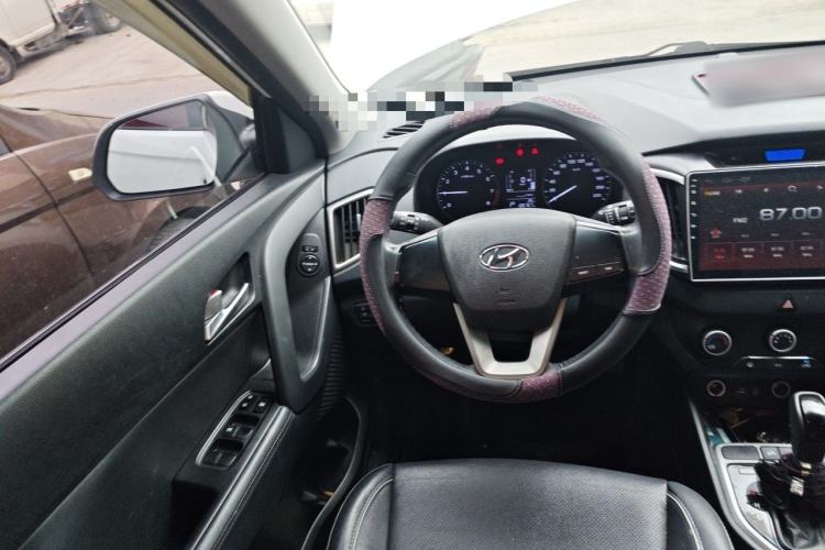 Used Hyundai ix25 2015 1.6L Automatic Two-Wheel Drive Smart GLS Trim Steering Wheel
