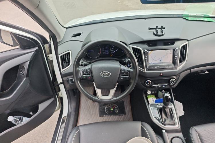 Used Hyundai ix25 2015 1.6L Automatic Two-Wheel-Drive Deluxe DLX Model Steering Wheel
