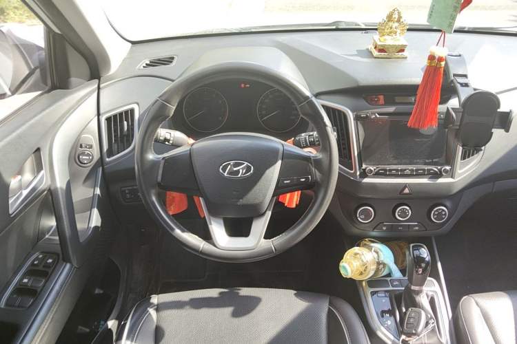 Used Hyundai ix25 2015 1.6L Automatic Two-Wheel Drive Smart GLS Trim Steering Wheel