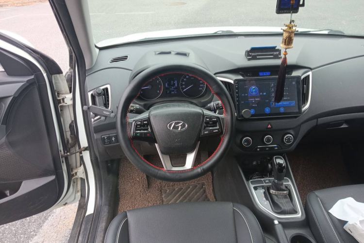 Used Hyundai ix25 2015 1.6L Automatic Two-Wheel Drive Smart GLS Trim Steering Wheel