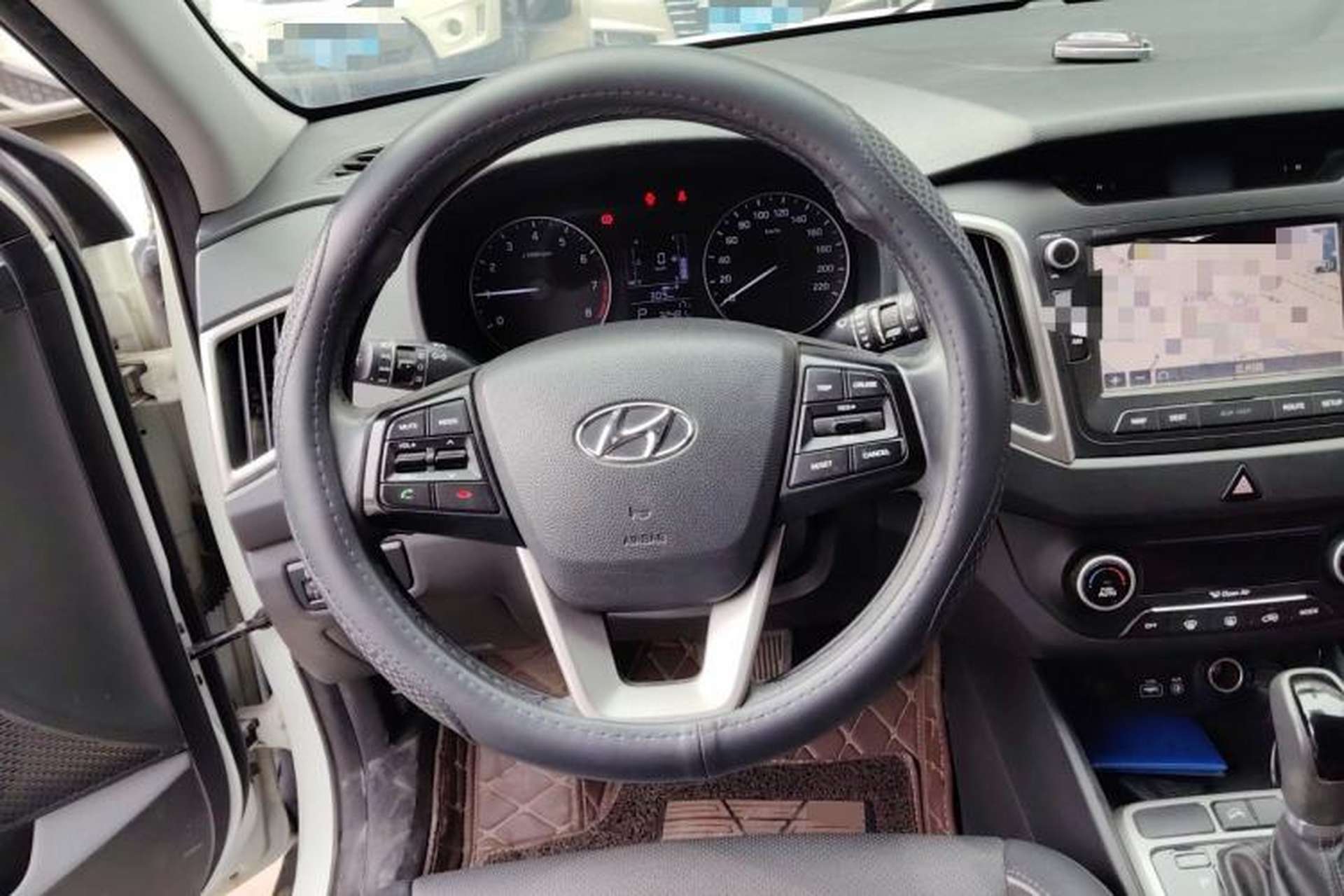 Used Hyundai ix25 2015 1.6L Automatic Two-Wheel-Drive Deluxe DLX Model Steering Wheel
