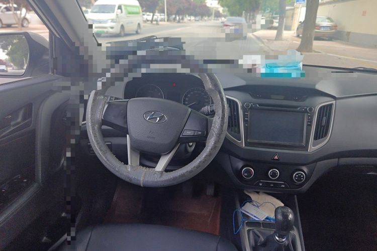 Used Hyundai ix25 2015 1.6L Manual Two-Wheel Drive Fashionable GS Model Steering Wheel