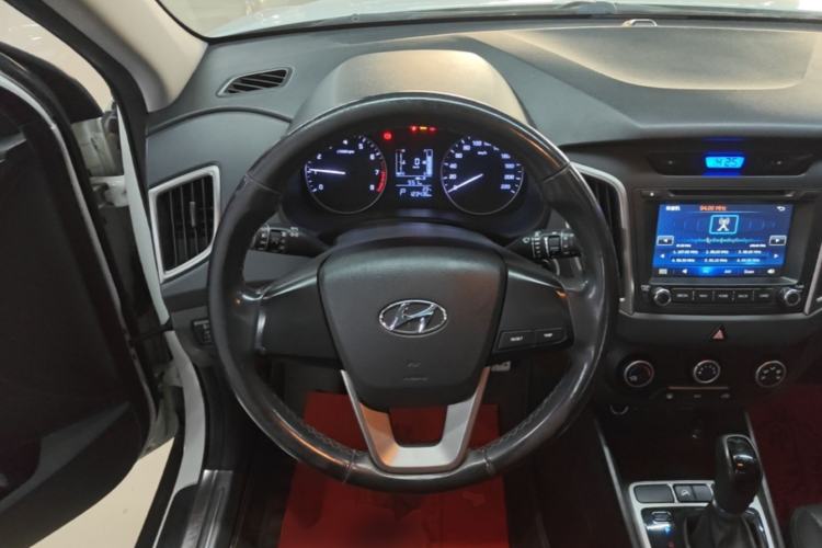 Used Hyundai ix25 2015 1.6L Automatic Two-Wheel Drive Smart GLS Trim Steering Wheel