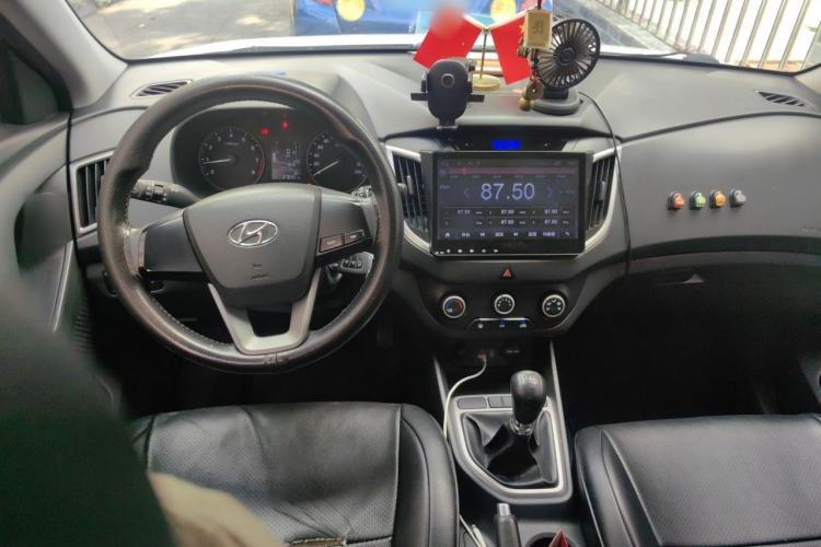 Used Hyundai ix25 2015 1.6L Manual Two-Wheel Drive Fashionable GS Model Steering Wheel
