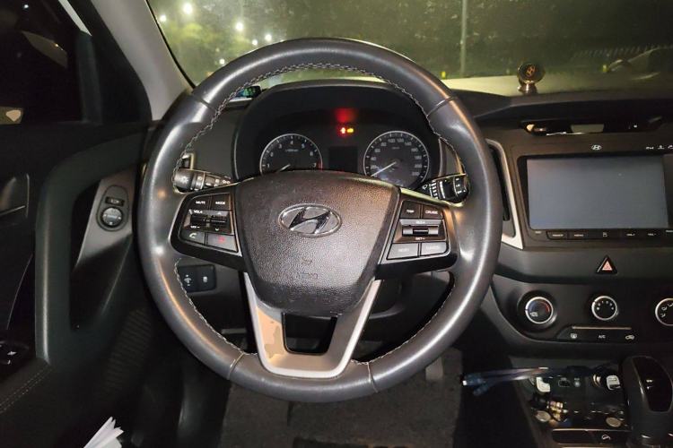 Used Hyundai ix25 2015 1.6L Automatic Two-Wheel Drive Smart GLS Trim Steering Wheel