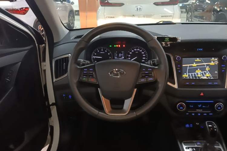 Used Hyundai ix25 2015 1.6L Automatic Two-Wheel-Drive Deluxe DLX Model Steering Wheel